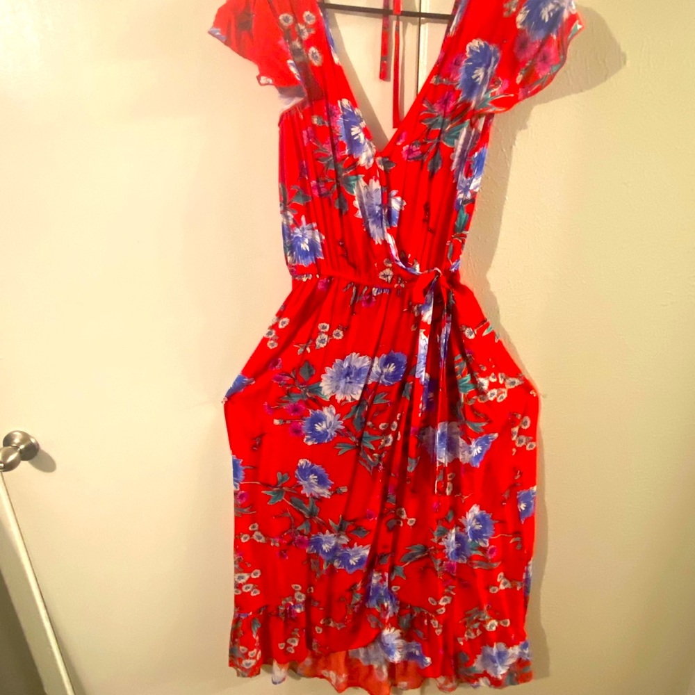 Dress - Picture 2 of 3
